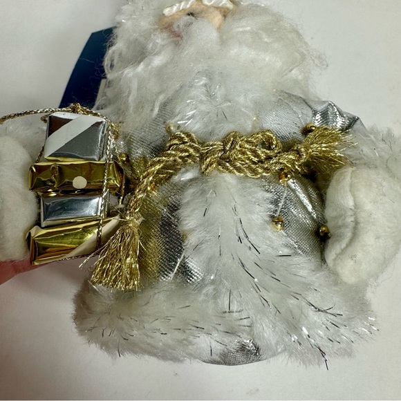 NWT. Beautiful Santa Ornament. Adorable Santa wearing silver quilted outfit - Picture 7 of 11